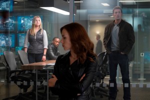 Marvel's Captain America: Civil War L to R: Sharon Carter/Agent 13 (Emily VanCamp), Sam Wilson/Falcon (Anthony Mackie), Natasha Romanoff/Black Widow (Scarlett Johansson), and Steve Rogers/Captain America (Chris Evans) Photo Credit: Zade Rosenthal © Marvel 2016