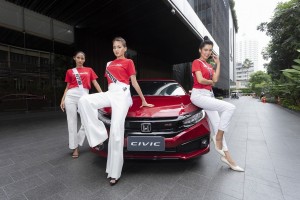 Miss Universe Thailand 2020 x Civic Ignite Red (3)