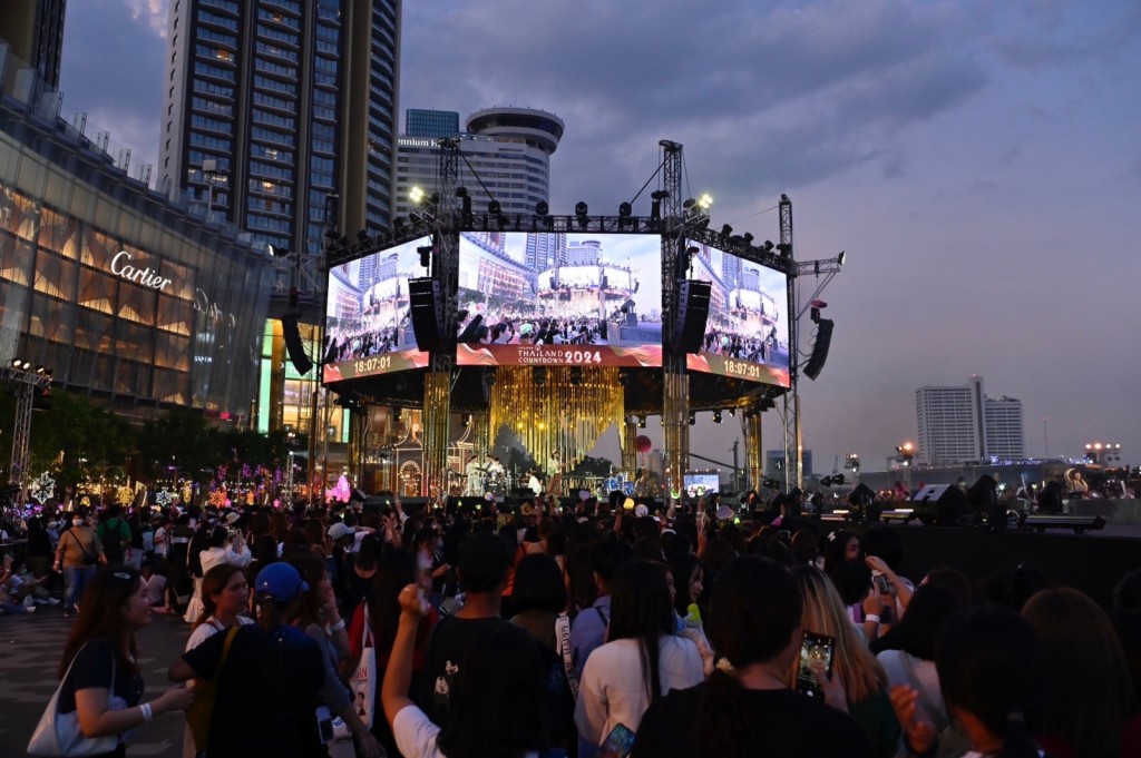 ภาพประกอบข่าวบรรยากาศก่อนเริ่มงานเคานต์ดาวน์18