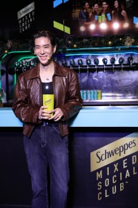 Schweppes Mixed Social Club 4