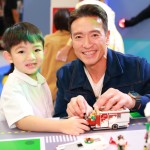 ครอบครัวชาย-วิกกี้ ร่วมฉลองวันเด็ก Siam Paragon X LEGO KIDS DAY 2025  KIDSTOPIA (3)